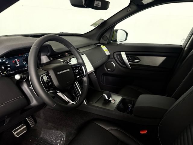 New 2026 Land Rover Discovery Sport Landmark AWD/4WD image 5
