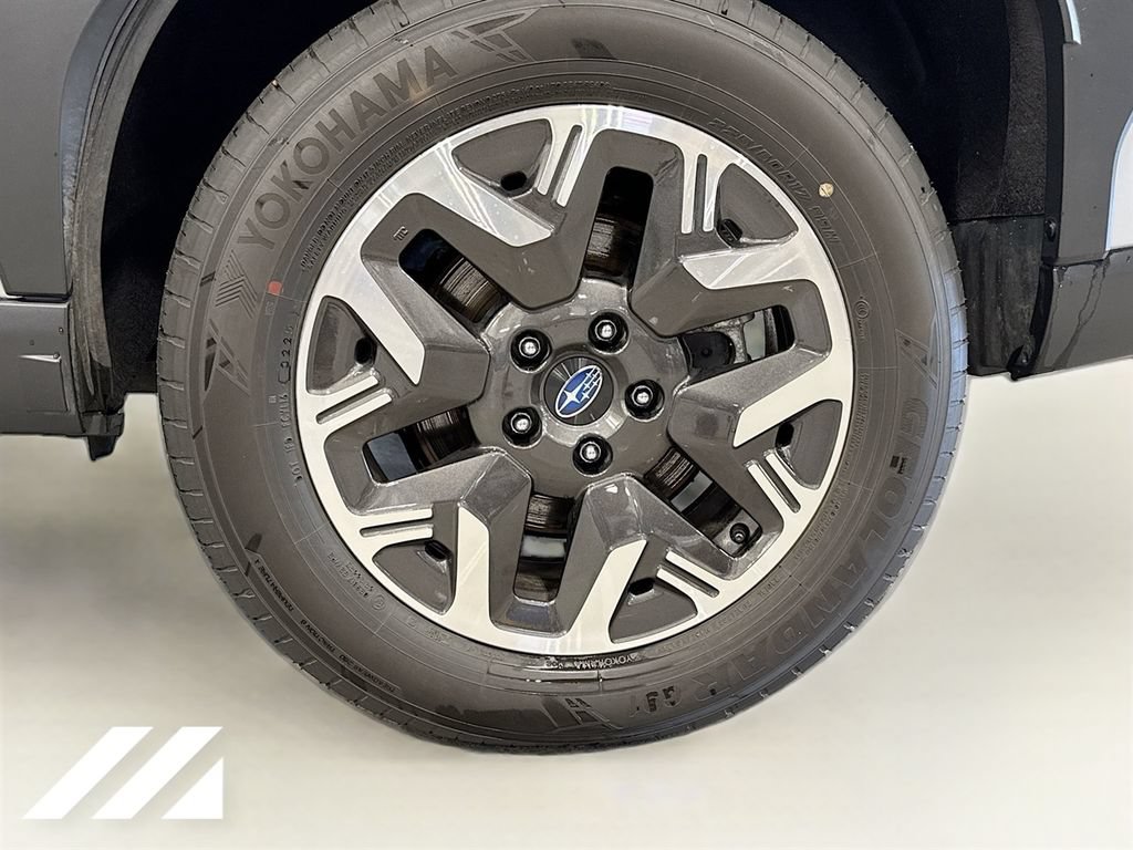 Used 2026 Subaru Forester Premium AWD/4WD image 29