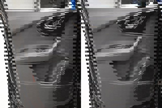 Used 2025 Audi Q7 3.0T Premium Plus image 22