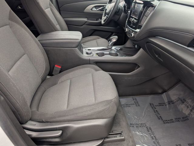 Used 2023 Chevrolet Traverse LT image 33