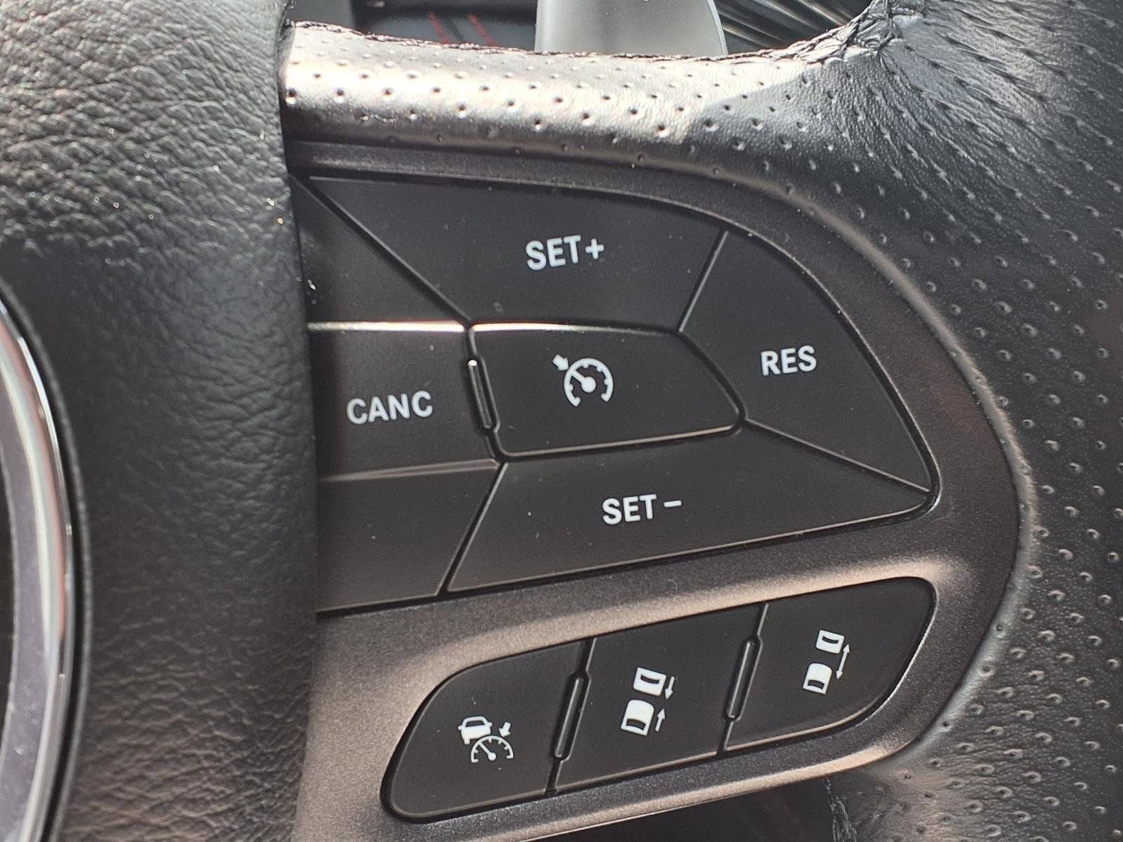 Used 2024 Dodge Durango GT AWD/4WD image 11