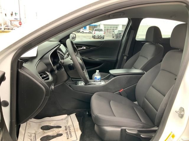 Used 2024 Chevrolet Malibu LS image 15