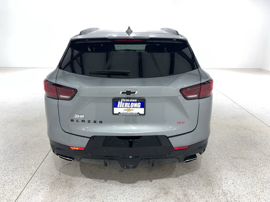 Used 2025 Chevrolet Blazer RS image 4