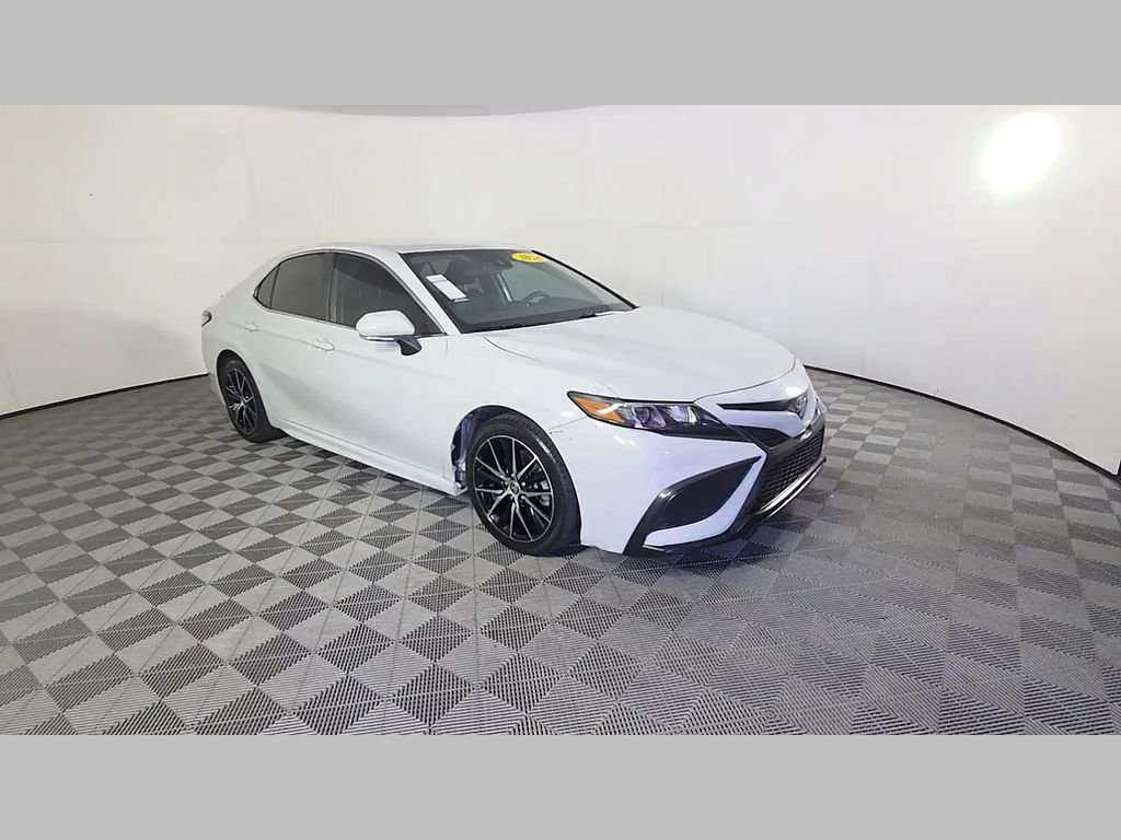 Used 2024 Toyota Camry SE FWD image 34