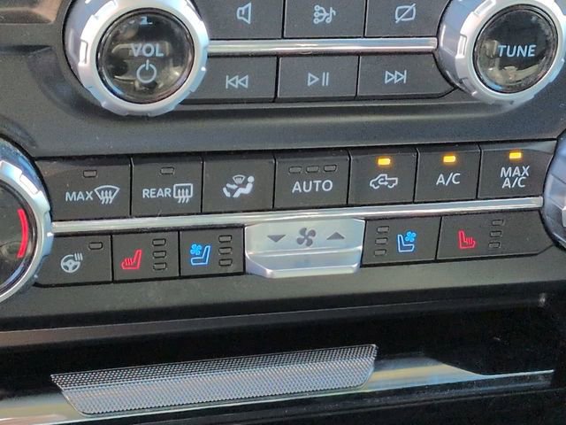 Certified 2024 Ford F350 Lariat w/ Lariat Ultimate Package image 31