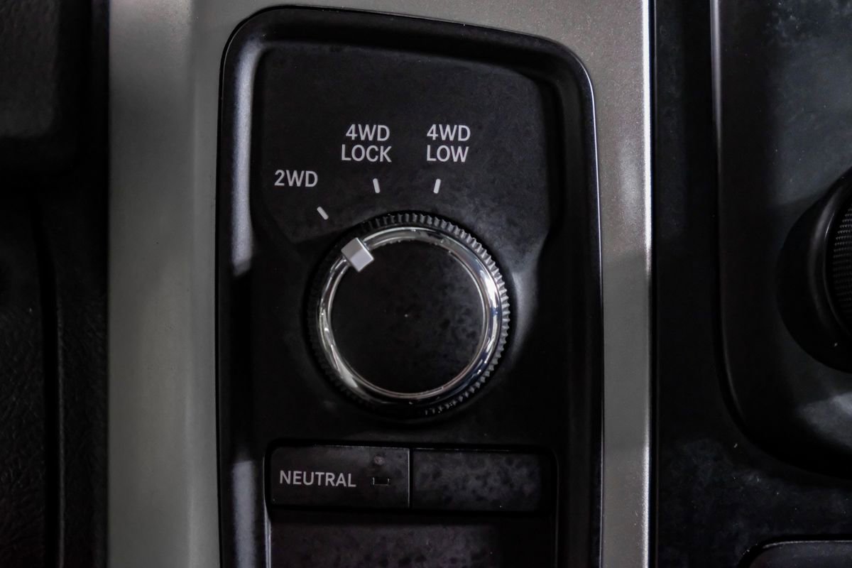 Used 2017 RAM 2500 SLT AWD/4WD image 23