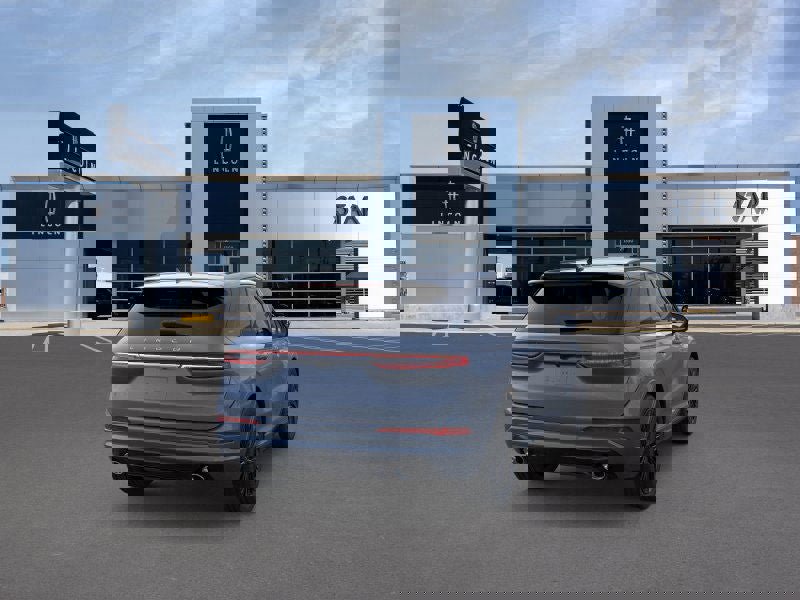 New 2026 Lincoln Corsair Premiere image 8