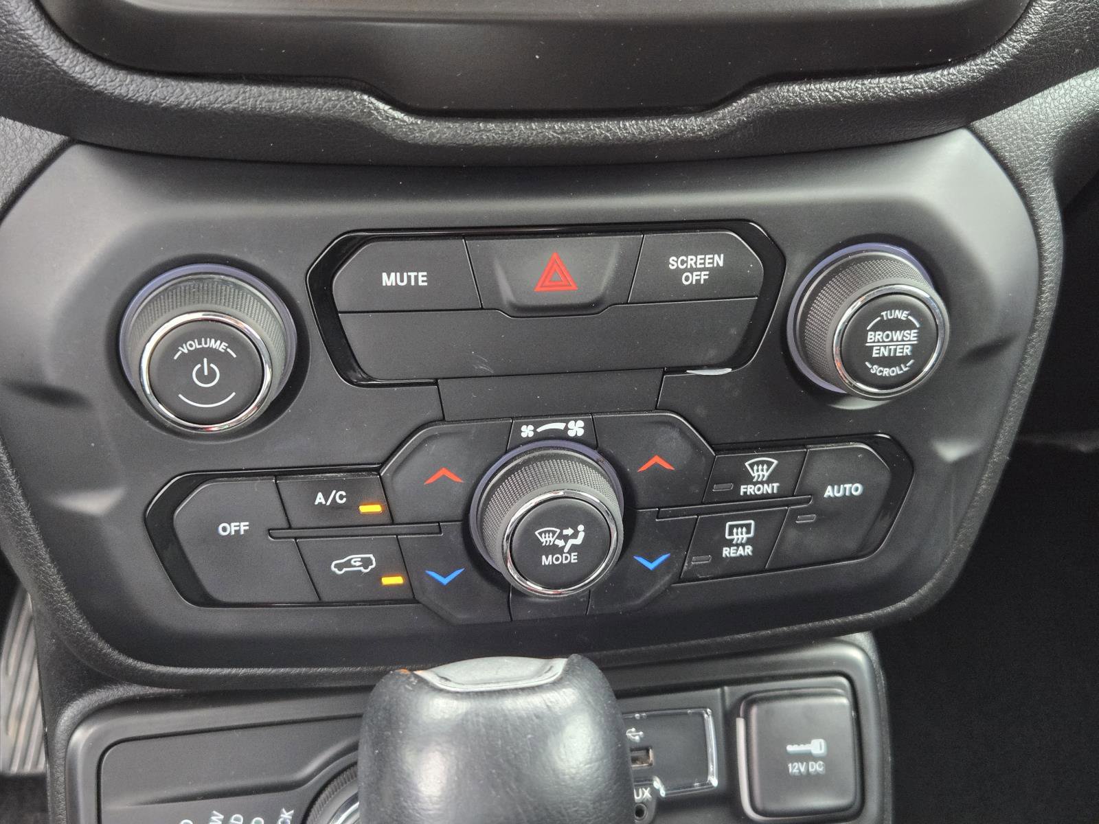 Certified 2019 Jeep Renegade Trailhawk image 13