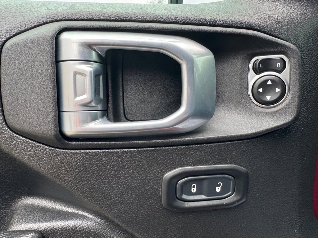 Used 2021 Jeep Wrangler Unlimited Sport image 14