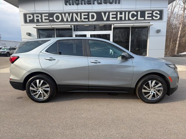 Certified 2024 Chevrolet Equinox LT w/ LPO, Floor Liner Package FWD image 2