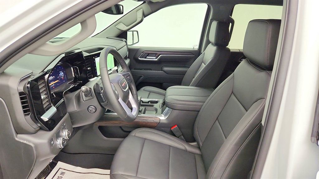 Used 2026 GMC Sierra 1500 SLT image 19