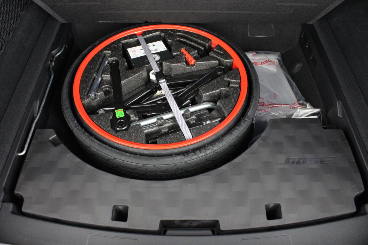 Used 2021 Porsche Cayenne image 86