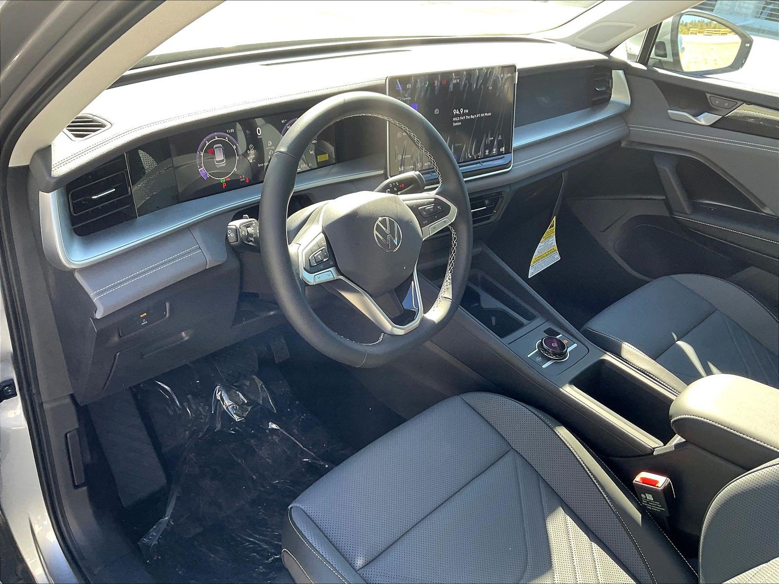 New 2026 Volkswagen Tiguan SE AWD/4WD image 6
