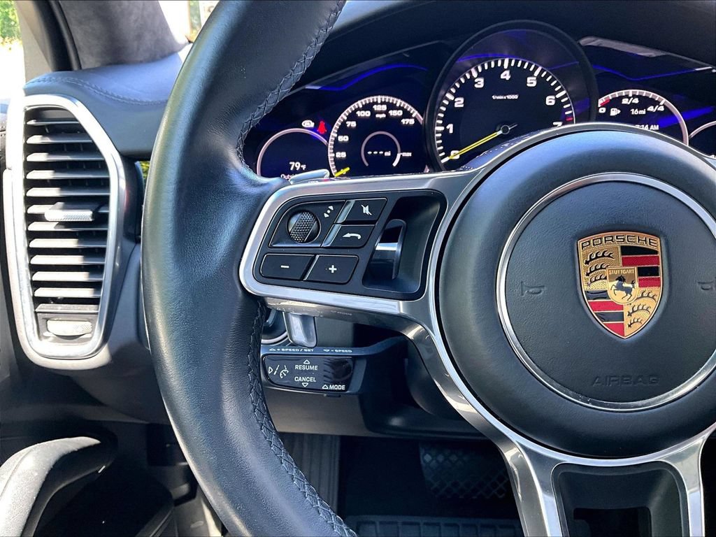 Certified 2023 Porsche Cayenne Platinum Edition AWD/4WD image 23