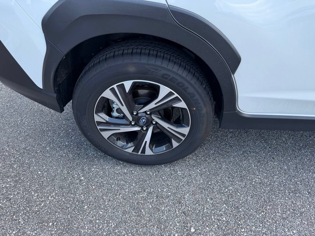 Used 2026 Subaru Crosstrek 2.5i Premium AWD/4WD image 5