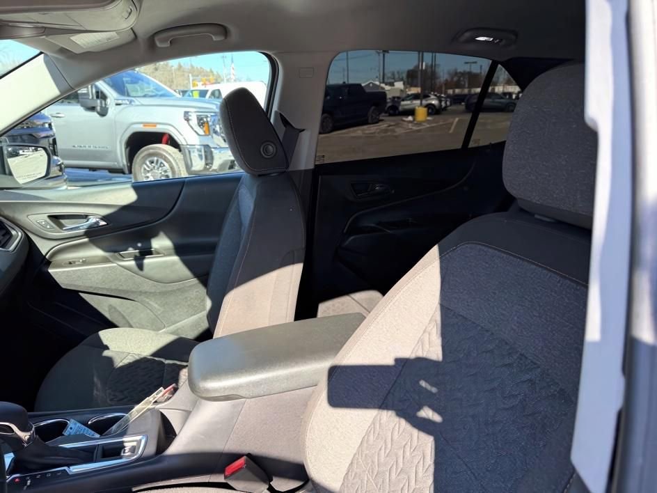 Used 2024 Chevrolet Equinox LT image 12