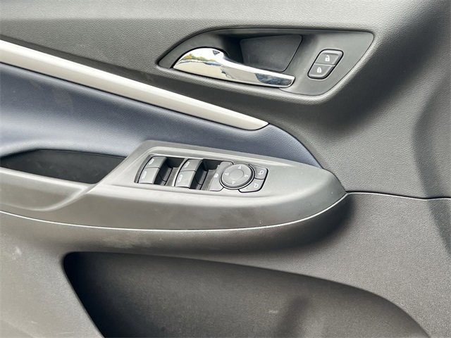 Used 2022 Chevrolet Bolt EUV Premier w/ Sun & Sound Package image 33