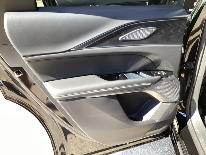 New 2026 Cadillac Lyriq V image 10