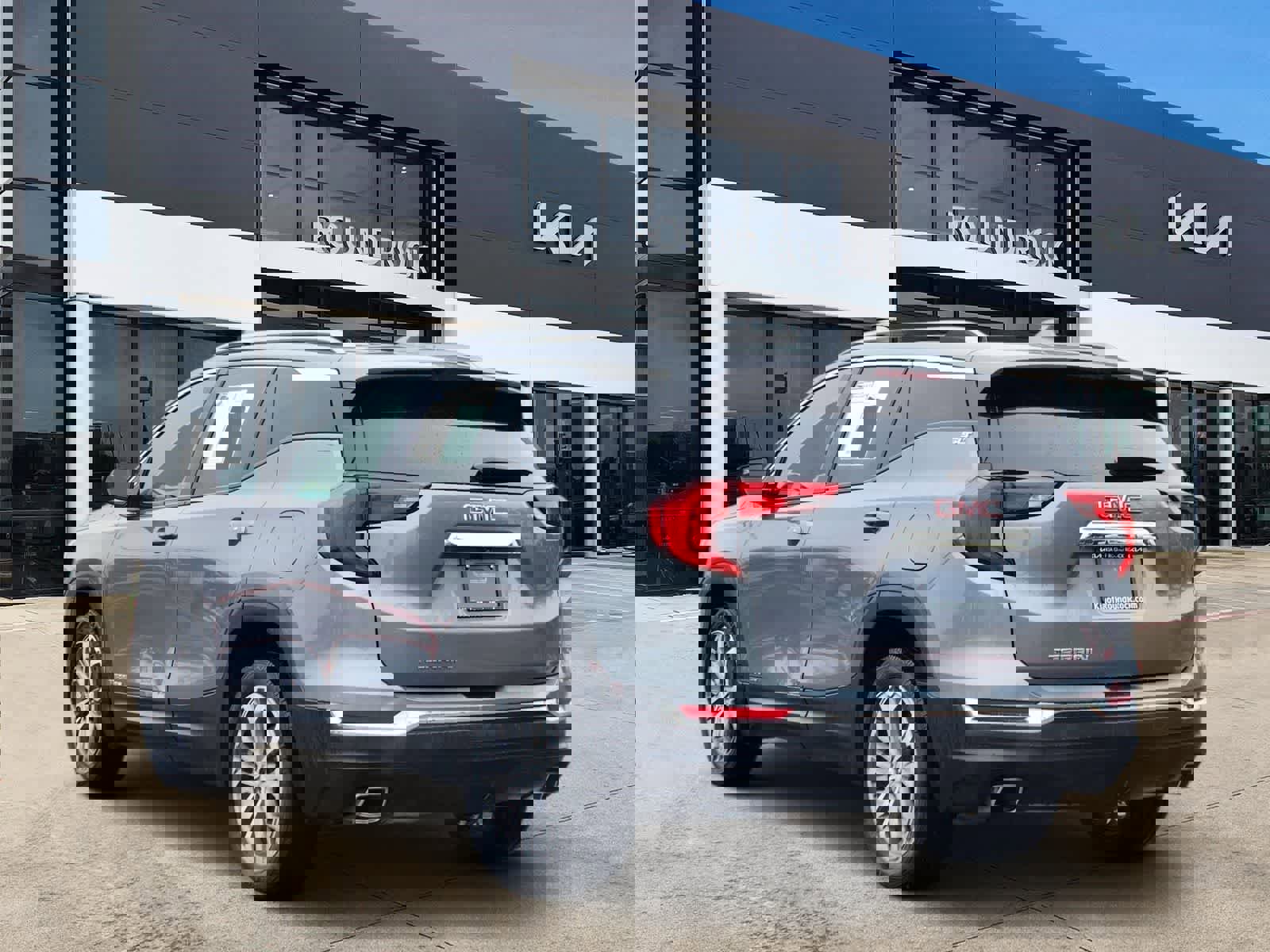 Used 2019 GMC Terrain SLT w/ Preferred Package FWD image 6