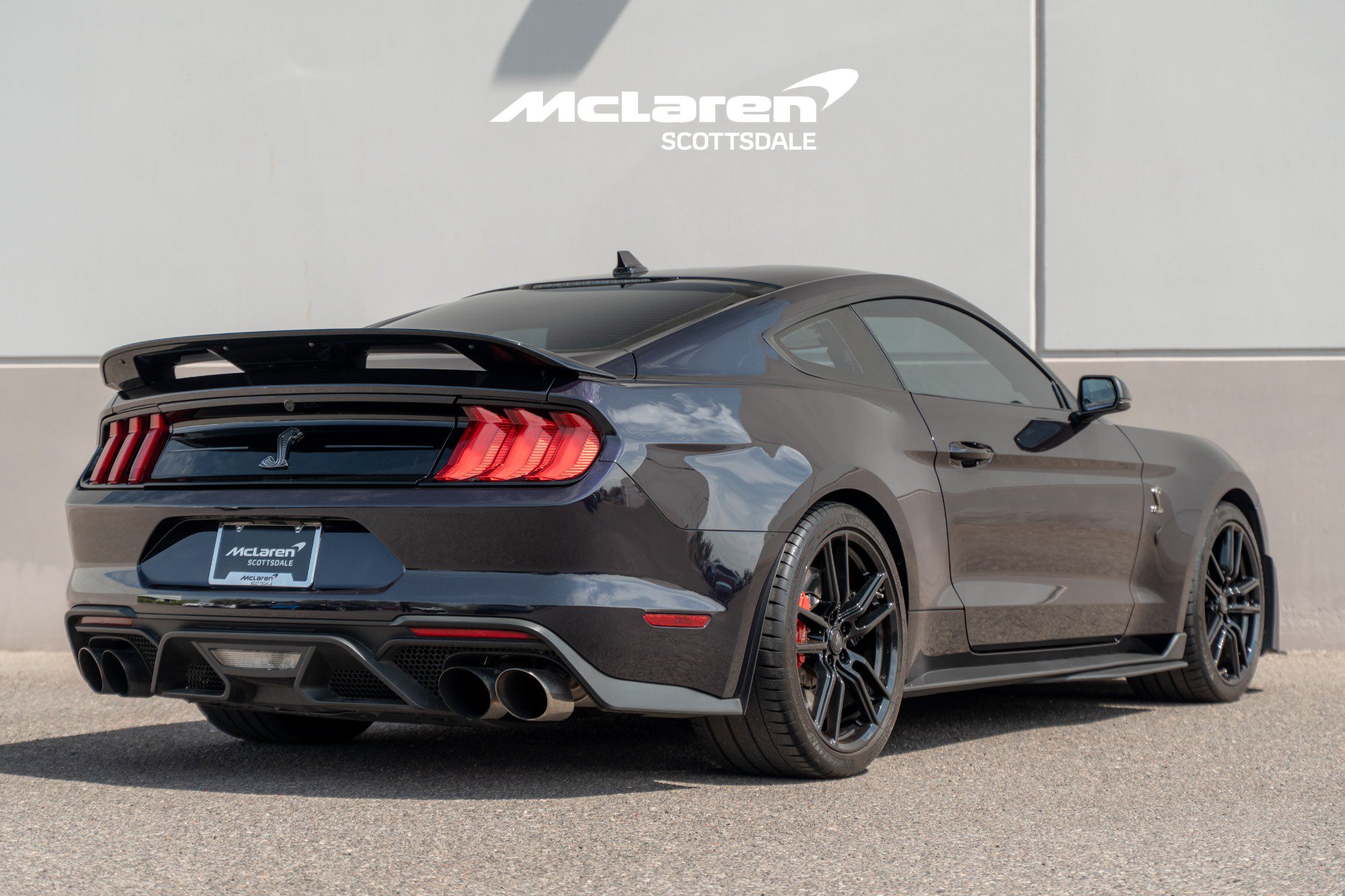 Used 2022 Ford Mustang Shelby GT500 w/ Technology Package RWD image 7