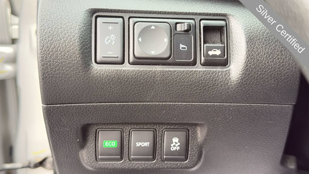 Used 2016 Nissan Sentra SV FWD image 30