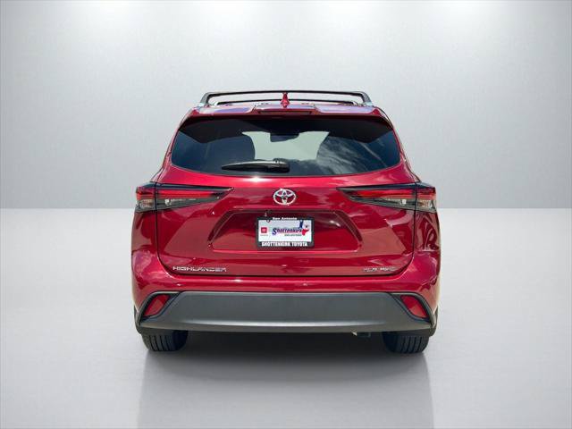 Certified 2026 Toyota Highlander XLE AWD/4WD image 6