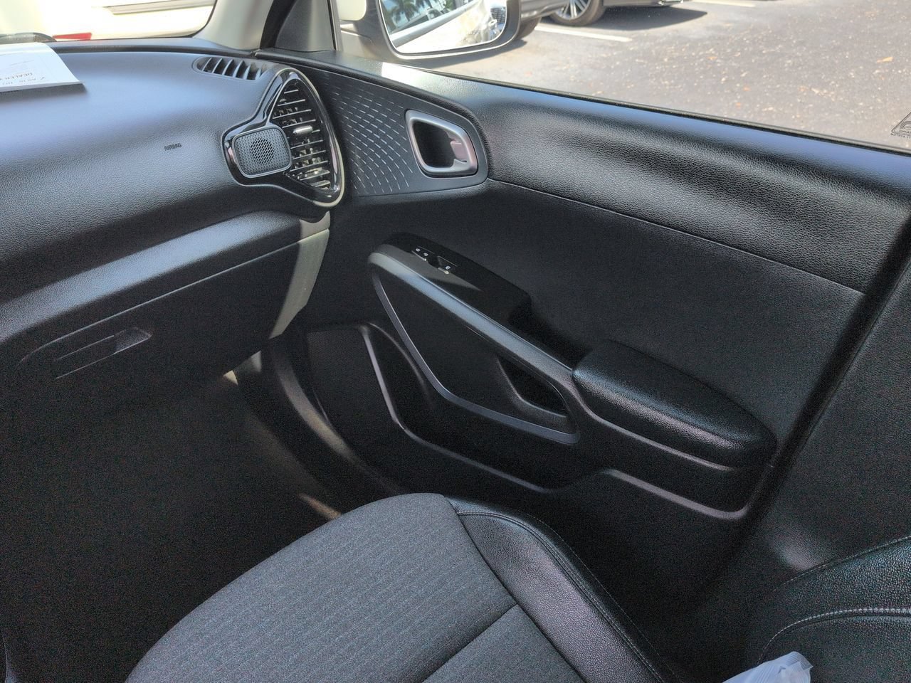 Used 2020 Kia Soul EX w/ Option Group 015 FWD image 16