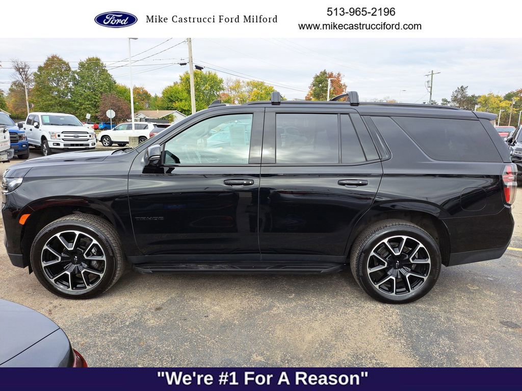 Used 2024 Chevrolet Tahoe RST w/ Luxury Package image 2