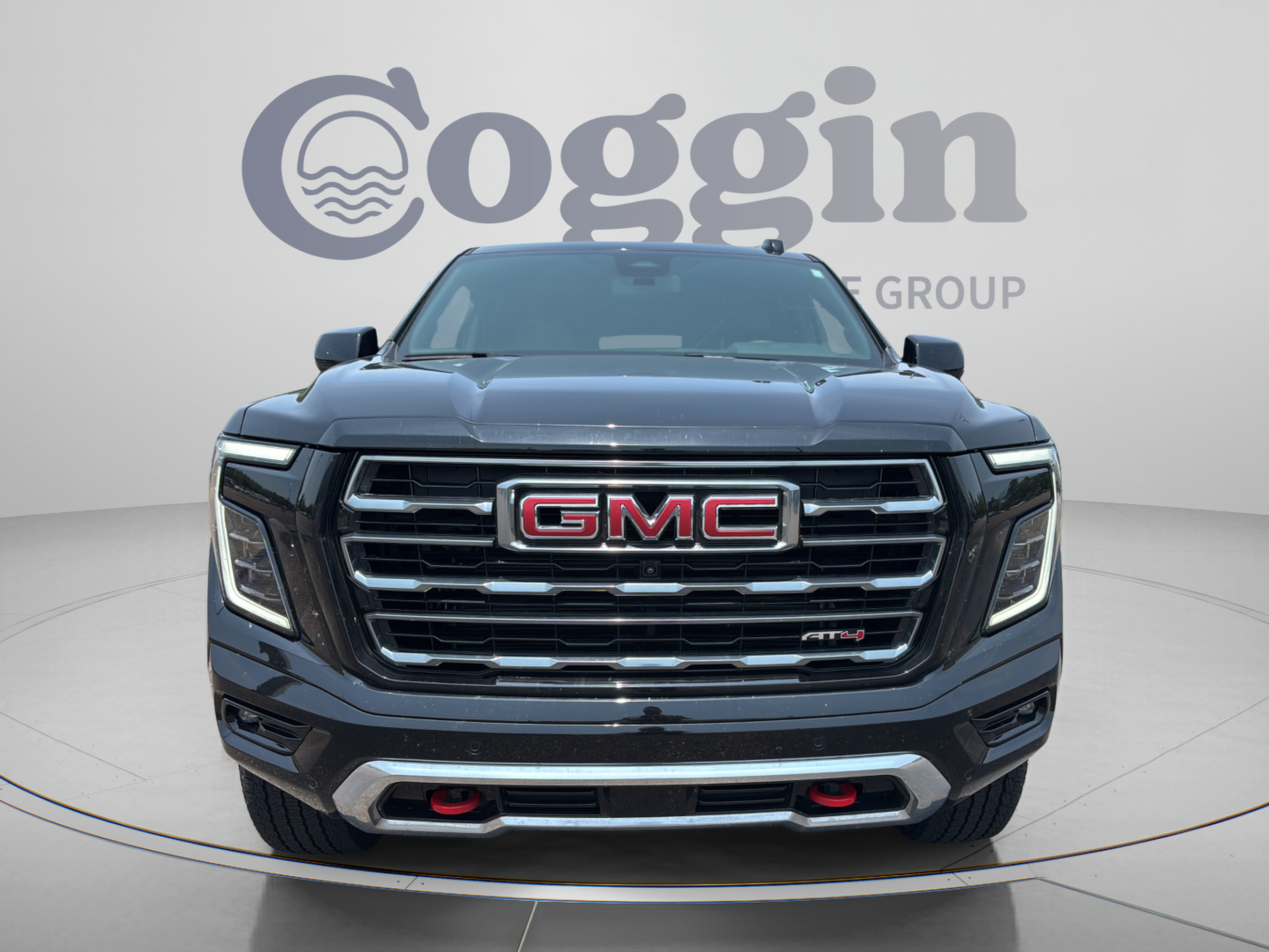 Used 2025 GMC Yukon XL AT4 AWD/4WD image 7