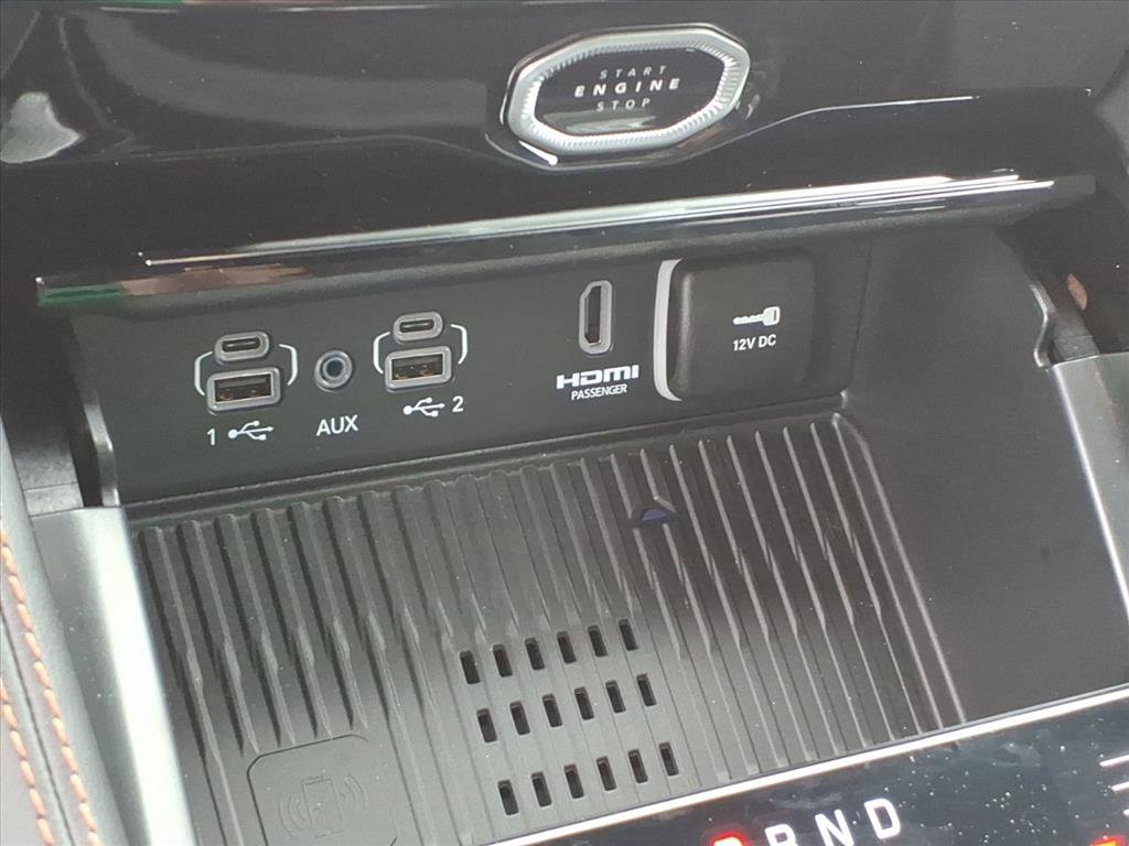 New 2026 Jeep Grand Cherokee Summit w/ Obsidian Package AWD/4WD image 29