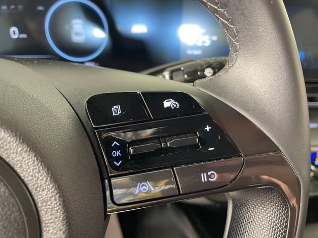 Certified 2025 Hyundai Elantra SEL image 10