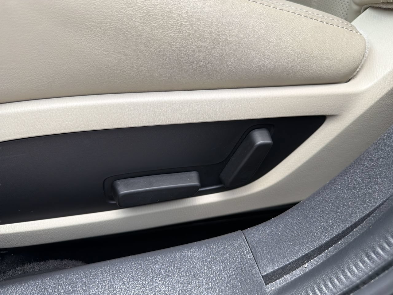 Used 2020 MAZDA MAZDA6 Touring FWD image 19