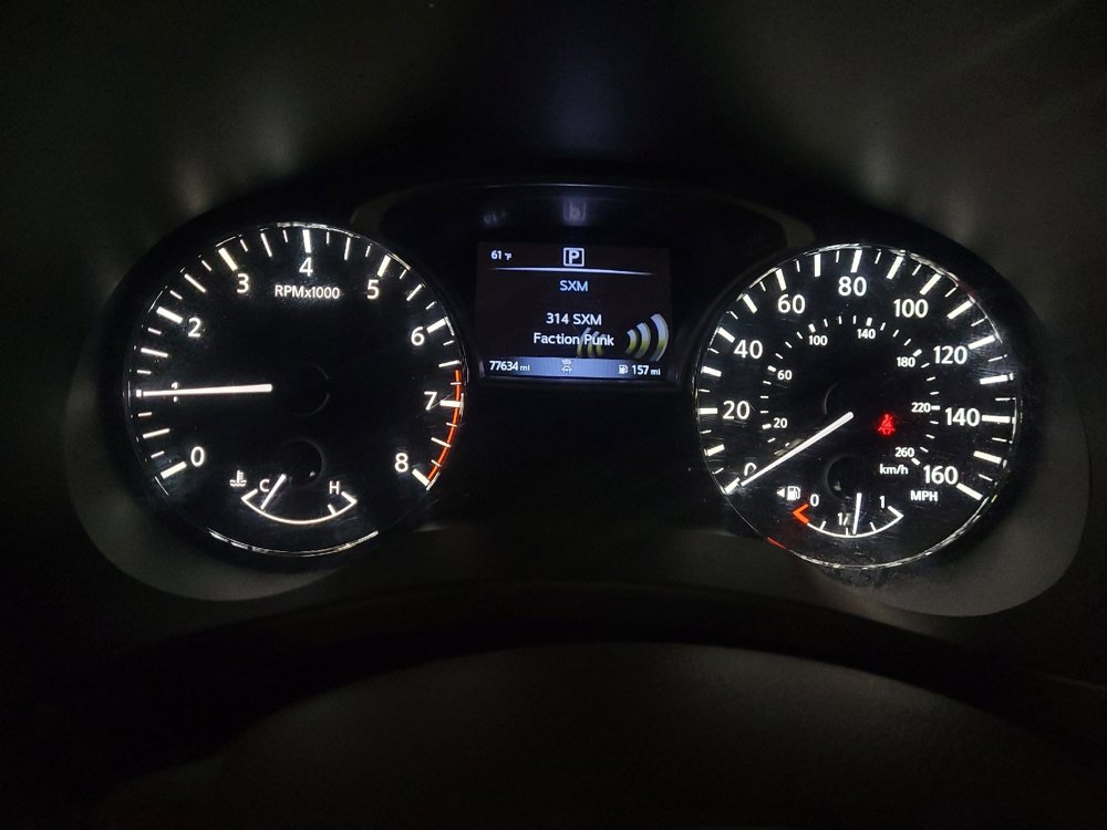 Used 2020 Nissan Pathfinder S FWD image 23
