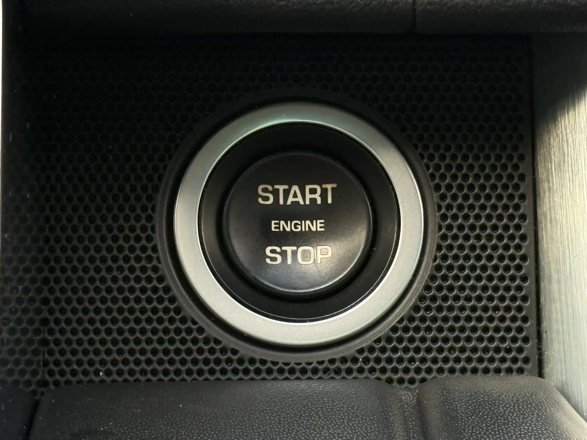 Used 2020 Land Rover Range Rover HSE AWD/4WD image 35