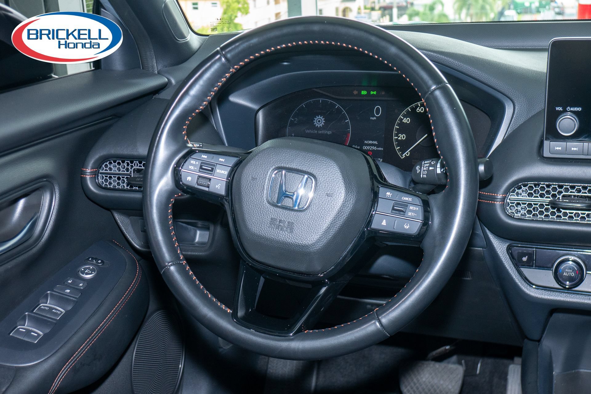Certified 2025 Honda HR-V Sport image 19