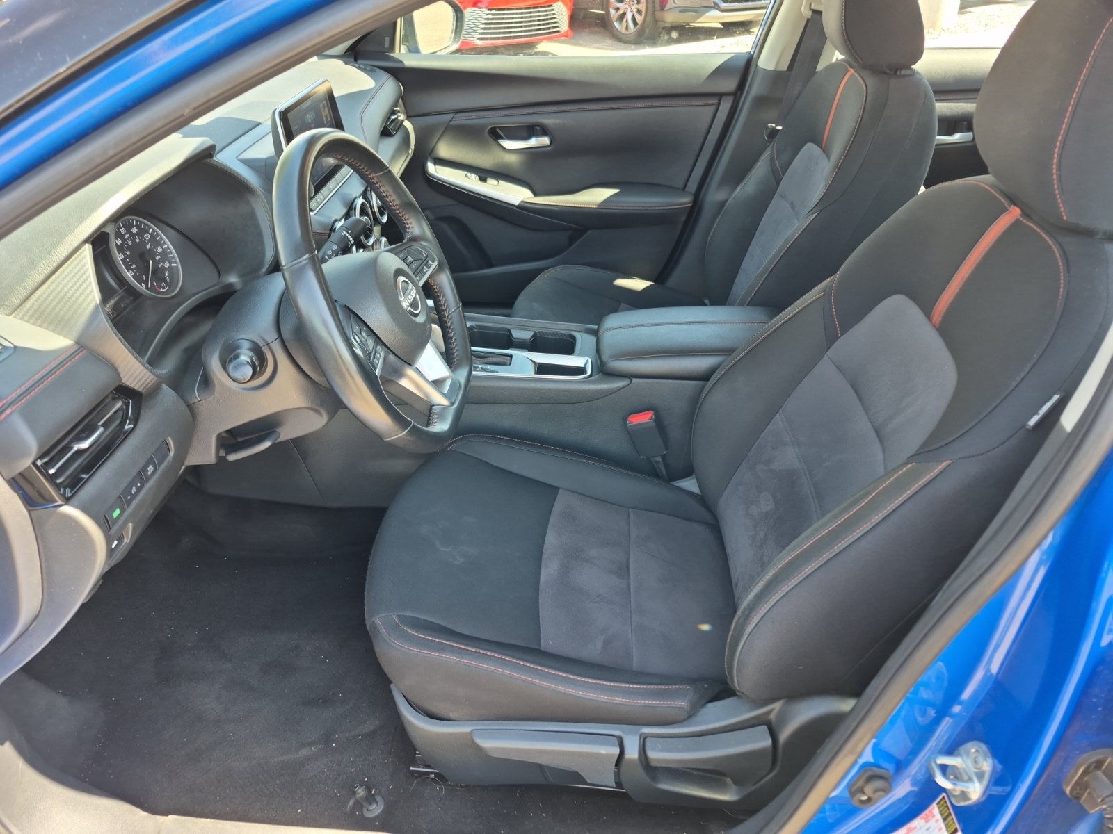 Used 2025 Nissan Sentra SR FWD image 17