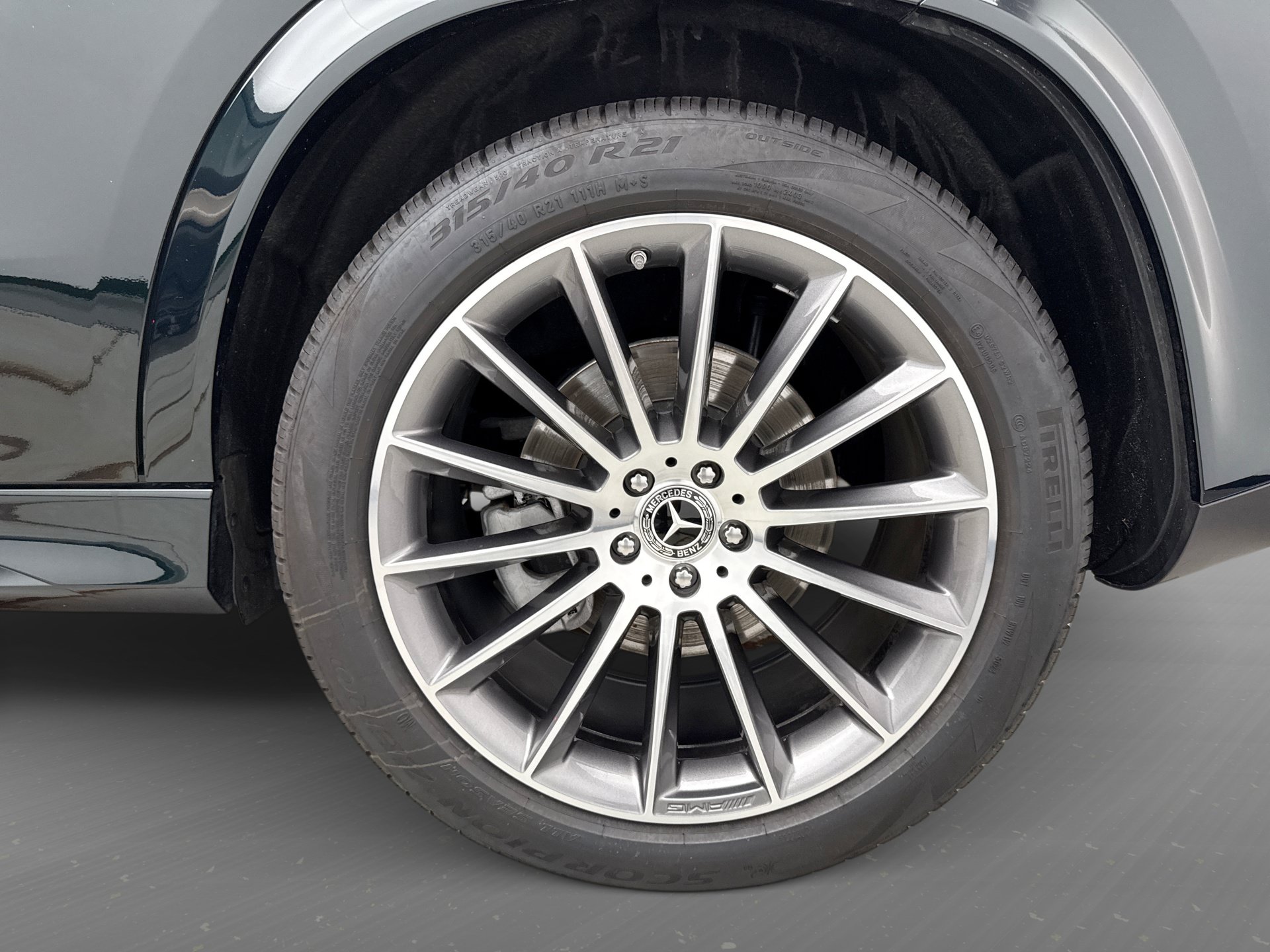 Used 2025 Mercedes-Benz GLE 350 4MATIC image 29
