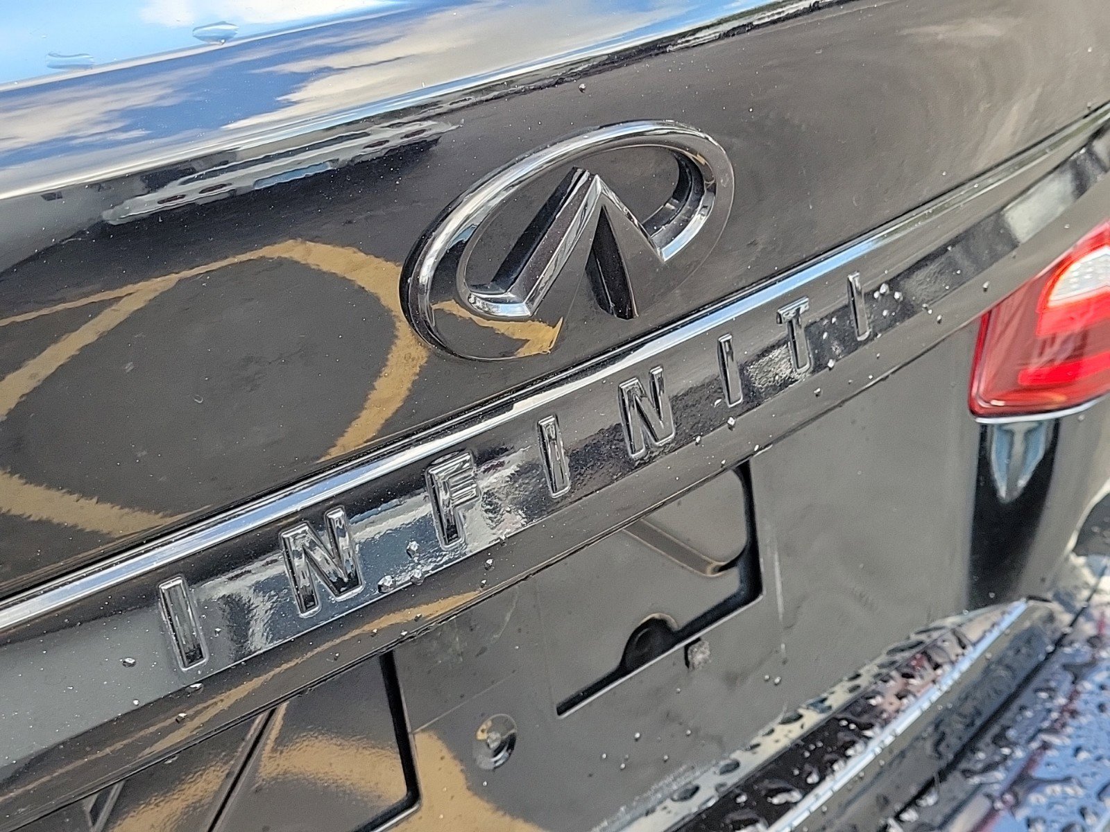 Used 2015 INFINITI Q70 L 5.6 image 7