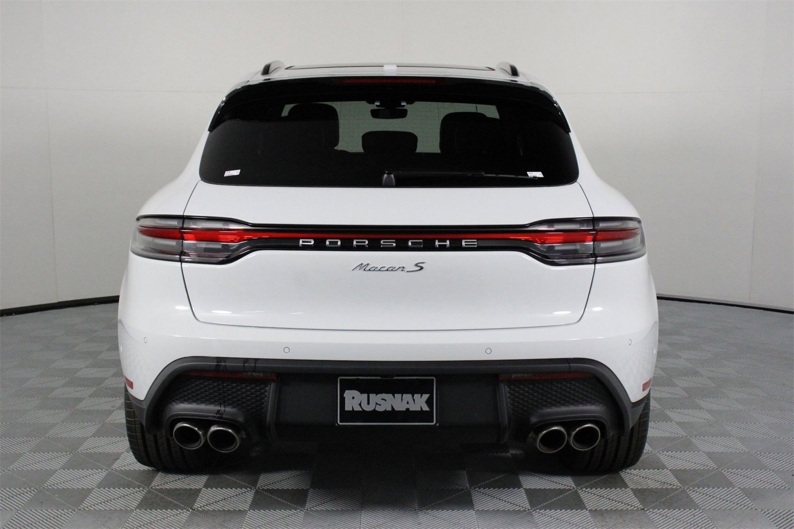 New 2025 Porsche Macan S image 6