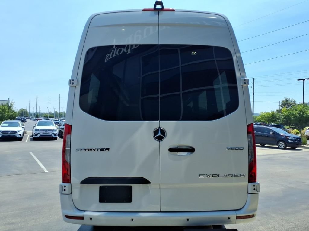 Used 2022 Mercedes-Benz Sprinter 3500 image 5