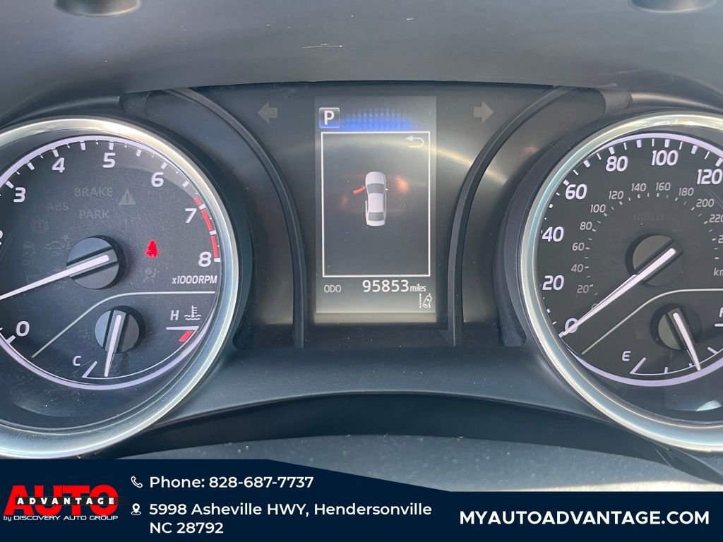 Used 2018 Toyota Camry LE FWD image 12