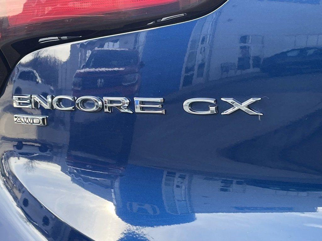 Used 2022 Buick Encore GX Select image 17