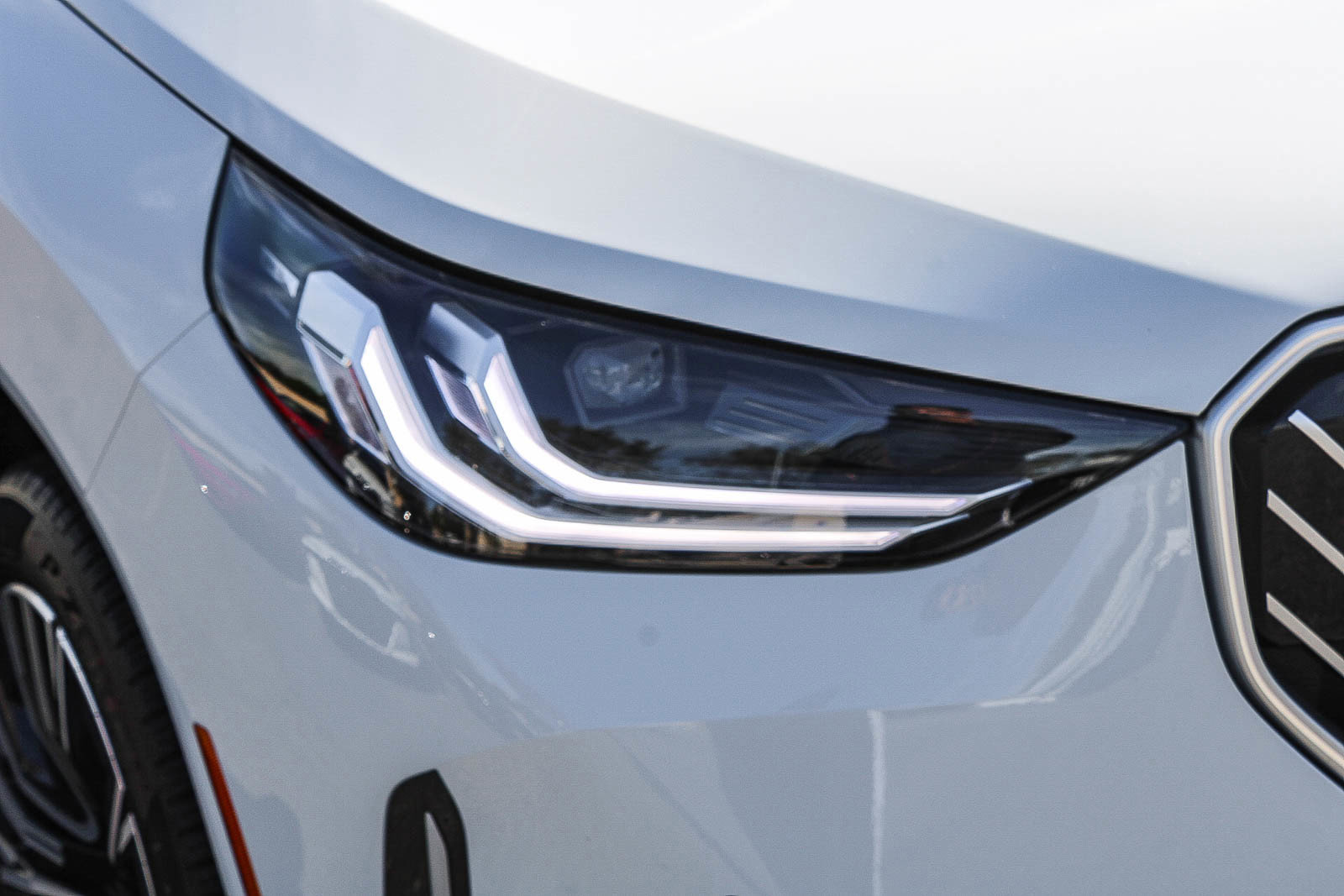 Certified 2025 BMW X3 xDrive30i w/ Convenience Package image 8