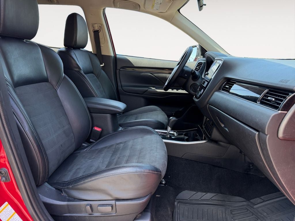 Used 2019 Mitsubishi Outlander SE AWD/4WD image 24