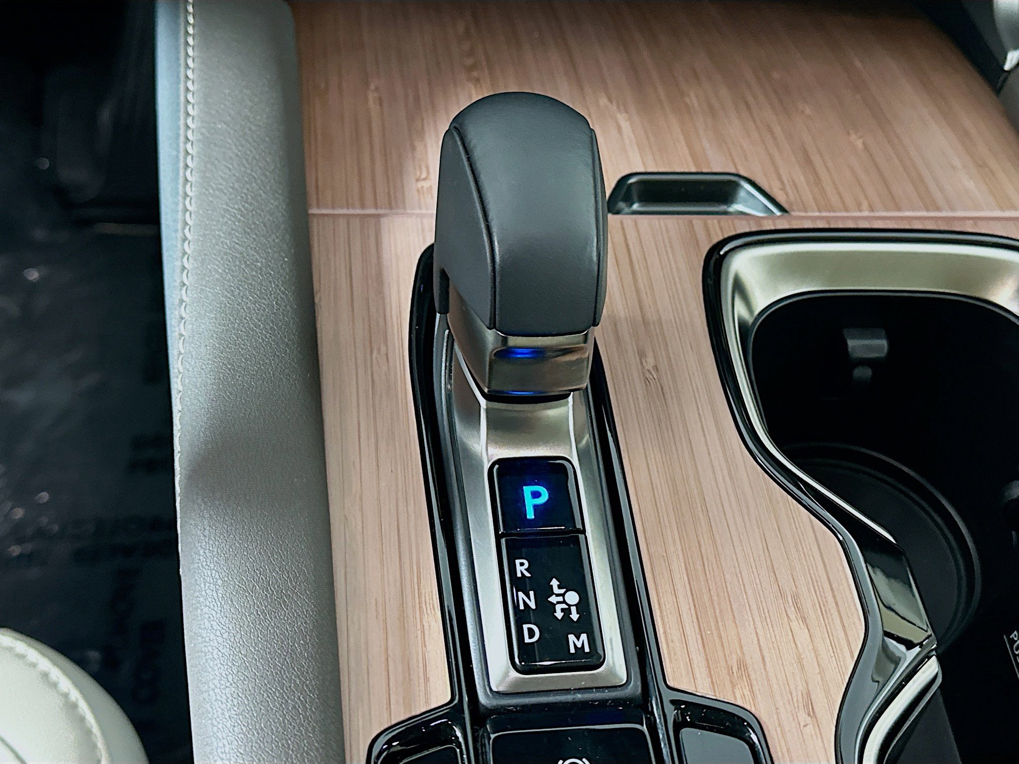 Used 2024 Lexus RX 350 Premium w/ Accessory Package (Z1) image 25