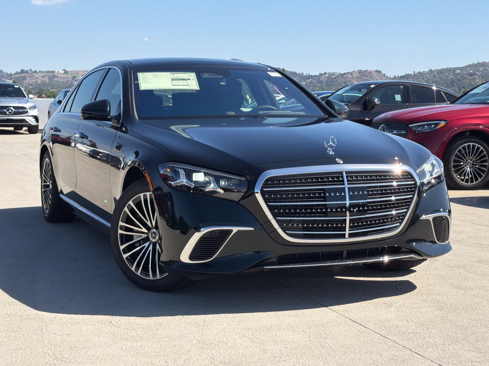 New 2027 Mercedes-Benz S 580 4MATIC Sedan image 2