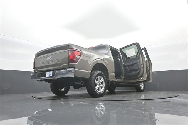 New 2026 Ford F150 XLT w/ Equipment Group 302A MID image 35