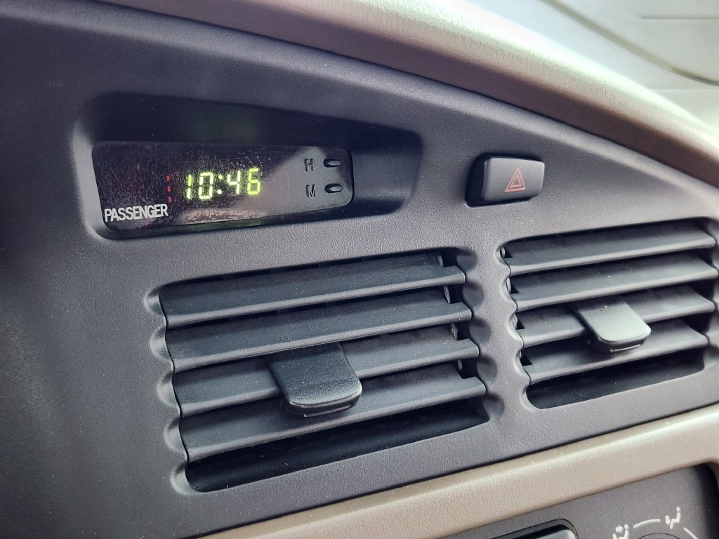 Used 2002 Toyota Sienna CE FWD image 22