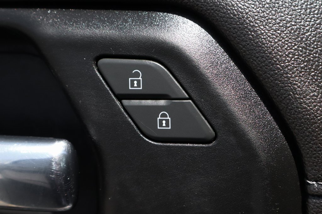 Used 2022 Chevrolet Silverado 1500 LT image 15
