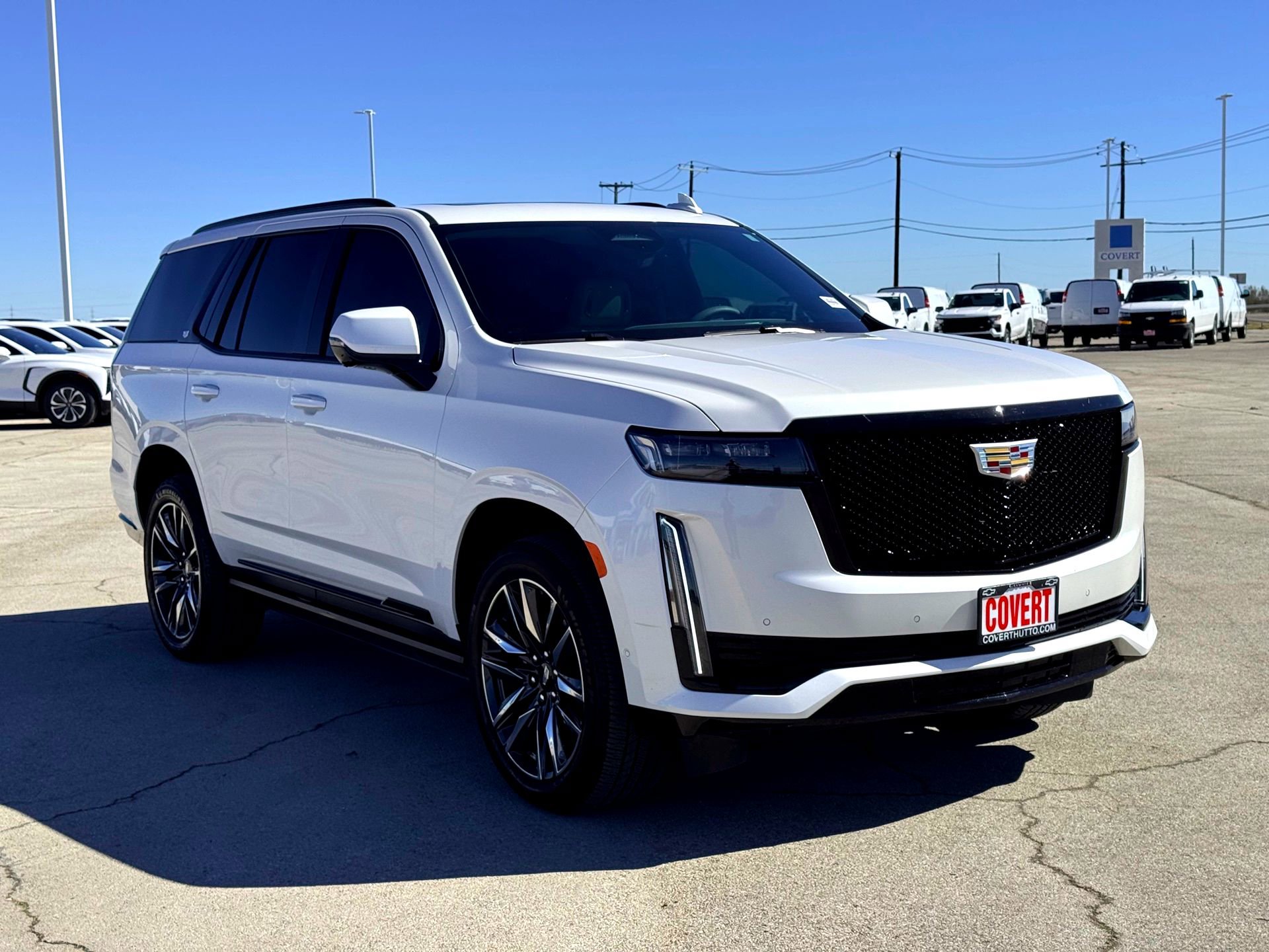 Used 2023 Cadillac Escalade Sport Platinum w/ Heavy-Duty Trailer Package image 4